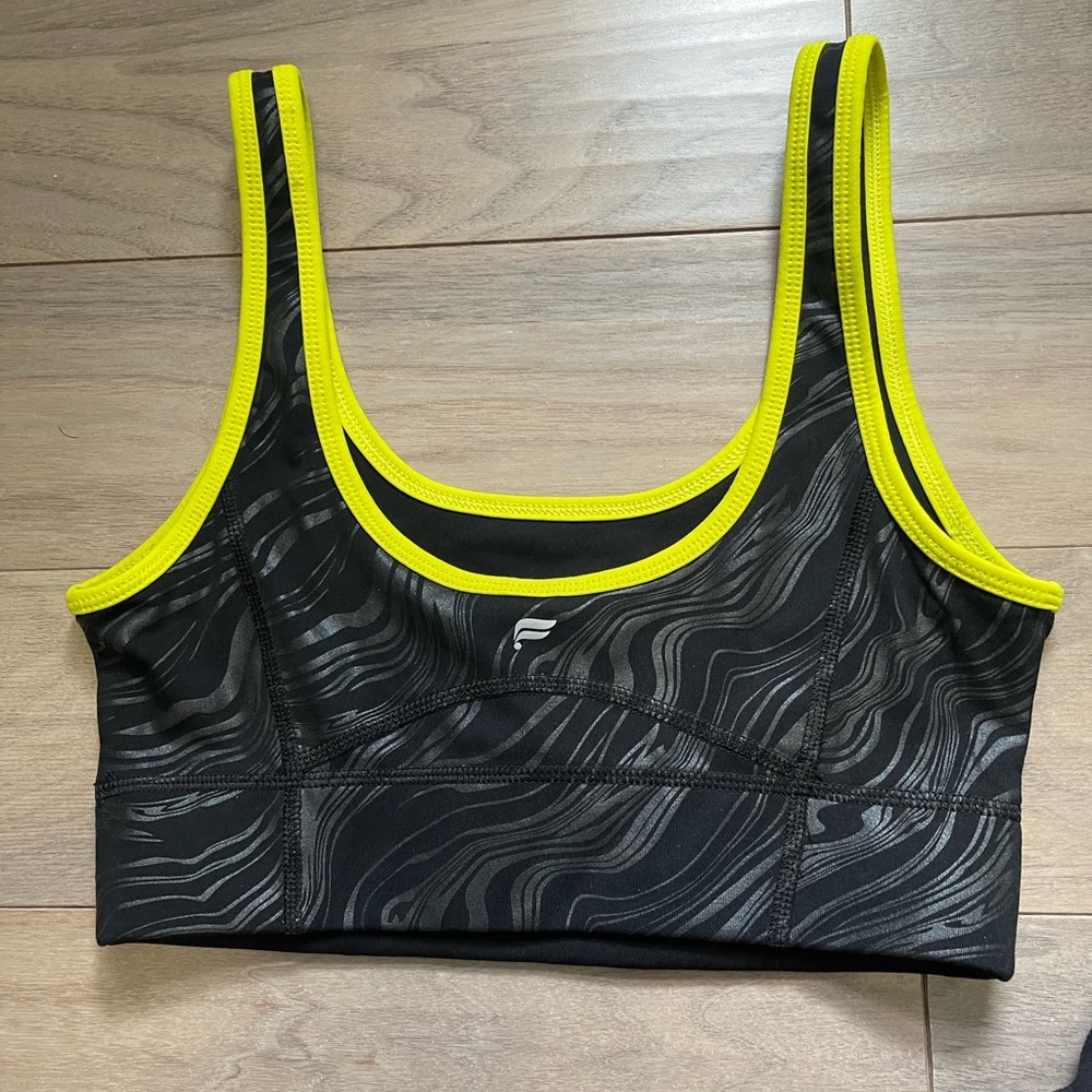 Fabletics Outfit - Picture 6 of 7